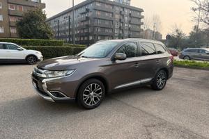 Mitsubishi Outlander 2.2 Full Optional