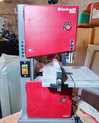 Seghe a nastro usate ma tenute bene.