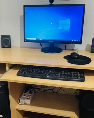 Pc desktop completo + scrivania