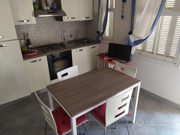 Monolocale vista mare