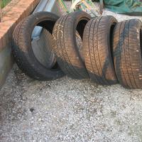 Pneumatici N. 4 per neve 225 x 45 x R18  95 W