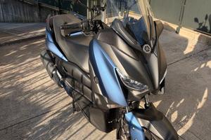 X-MAX 300 YAMAHA