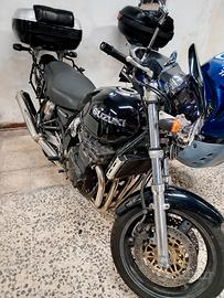 Suzuki GSX 750 - 2000