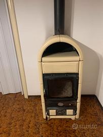 Stufa a legna Nordica 