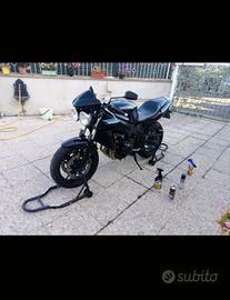Triumph Speed four