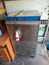 lavastoviglie industriale 