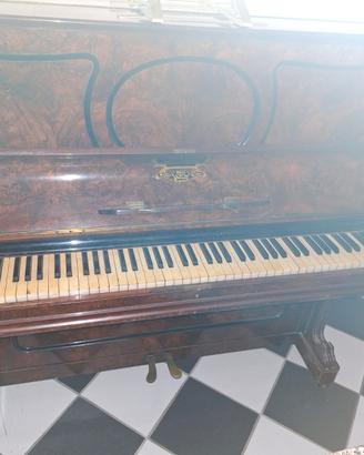 pianoforte verticale hilton e hilton radica dinoce