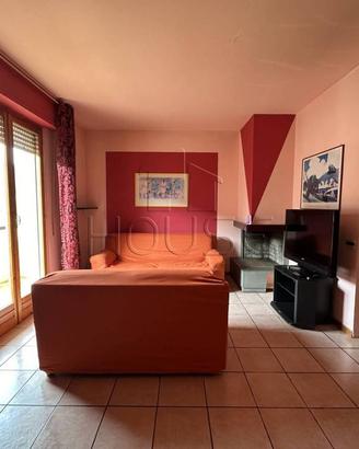 Appartamento di 140 m² con 4 locali e box auto a M
