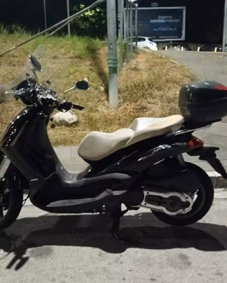 PIAGGIO BEVERLY 500 FINANZ INTERESSI 0 NO ANTICIPO