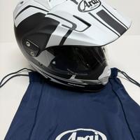 Casco Arai Tour X4
