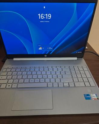 portatile HP I5 12 Generazione