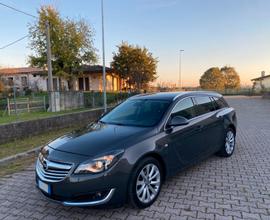 Opel Insignia 2.0 CDTI Sports Tourer Cosmo Busines