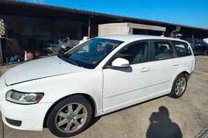 Volvo V50 1.6  TD per ricambi 