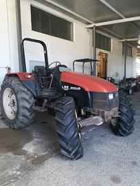 Trattore usato New Holland L85 gomme Ant.nuove