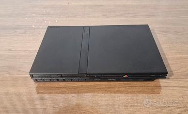 Sony PlayStation 2 Slim – Modello SCPH-77004