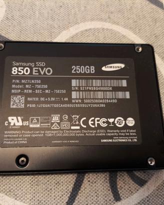 Samsung SSD 850 EVO 250GB - SATA III