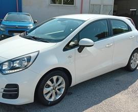 Kia rio 3 serie-1.2 benz-5P-full-2016