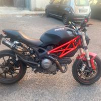 Ducati monster 796