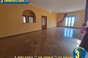 Prestigioso Appartamento Fronte Mare Via Malcangi