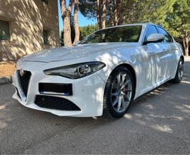 Alfa Romeo Giulia 2.2 Turbodiesel 150 CV Super
