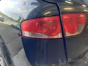 Fanale posteriore sinistro SEAT ALTEA XL del 2009