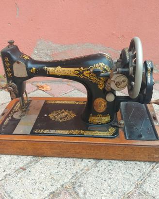 macchina per cucire singer