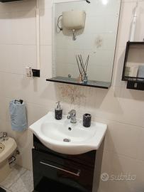 mobile bagno con specchio 