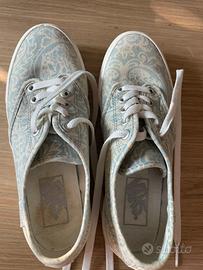Vans donna