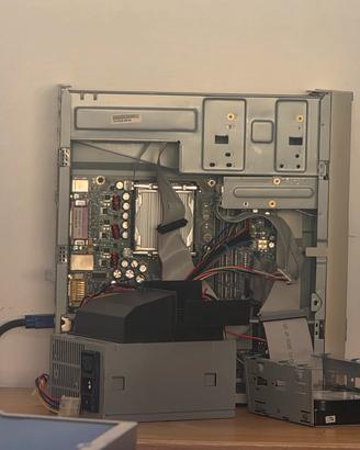 pc vintage Fujitsu siemens +Monitor tastiera 