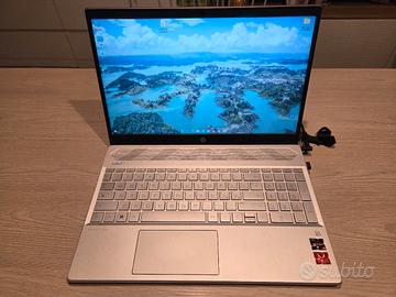 Hp Pavilion 15 - Ryzen 5 - 12GB RAM - SSD