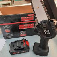 Motosega a batteria