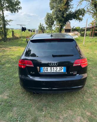 Audi a3 sport back 2.0 td ambiente s-line- 324.000