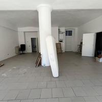 Mondovì (CN) locale commerciale in zona di passagg