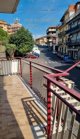 Primo Piano In Zona Referenziata