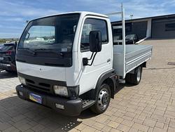 NISSAN Cabstar 3.0 Td Autocarro L
