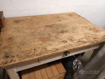 tavolo legno massello per restauro arte povera