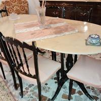 Stanza da pranzo antica