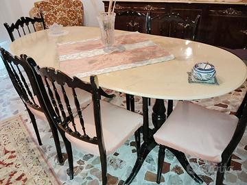 Stanza da pranzo antica