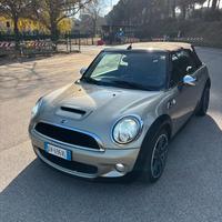 Auto - Mini Cooper S Cabrio