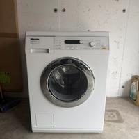 Lavatrice Miele guasta – per ricambi o riparazione