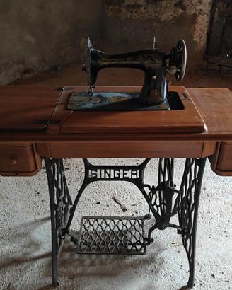 macchine da cucire Singer e Cleveland