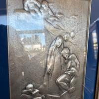 Bassorilievo “Sacra Famiglia” di Enzo Sernesi