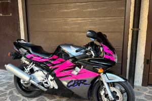 Honda cbr 600