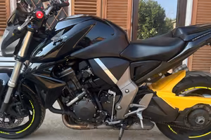 Honda cb1000  r scarico ecc..