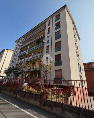 3 LOCALI A GARBAGNATE MILANESE