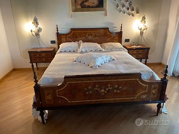 camera artigianale (1956) finemente intarsiata