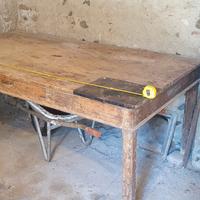 tavolo antico da lavoro con cassettone a comparti