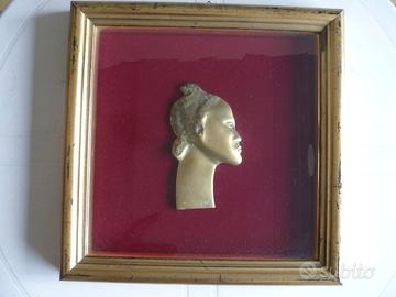 Quadro scultura ottone bronzo dorato firmata vinta