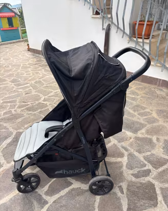 Passeggino Hauck Rapid 4 , nero e grigio, usato