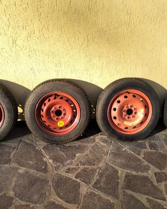 n. 4 ruotini di scorta: